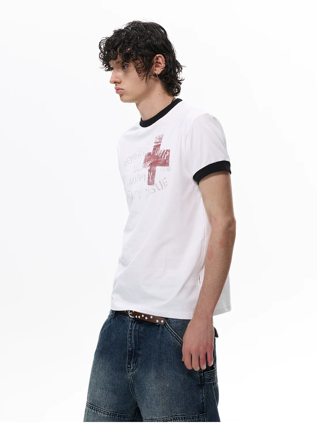 Retro Cross Graphic Slim Fit T-Shirt - Image 5