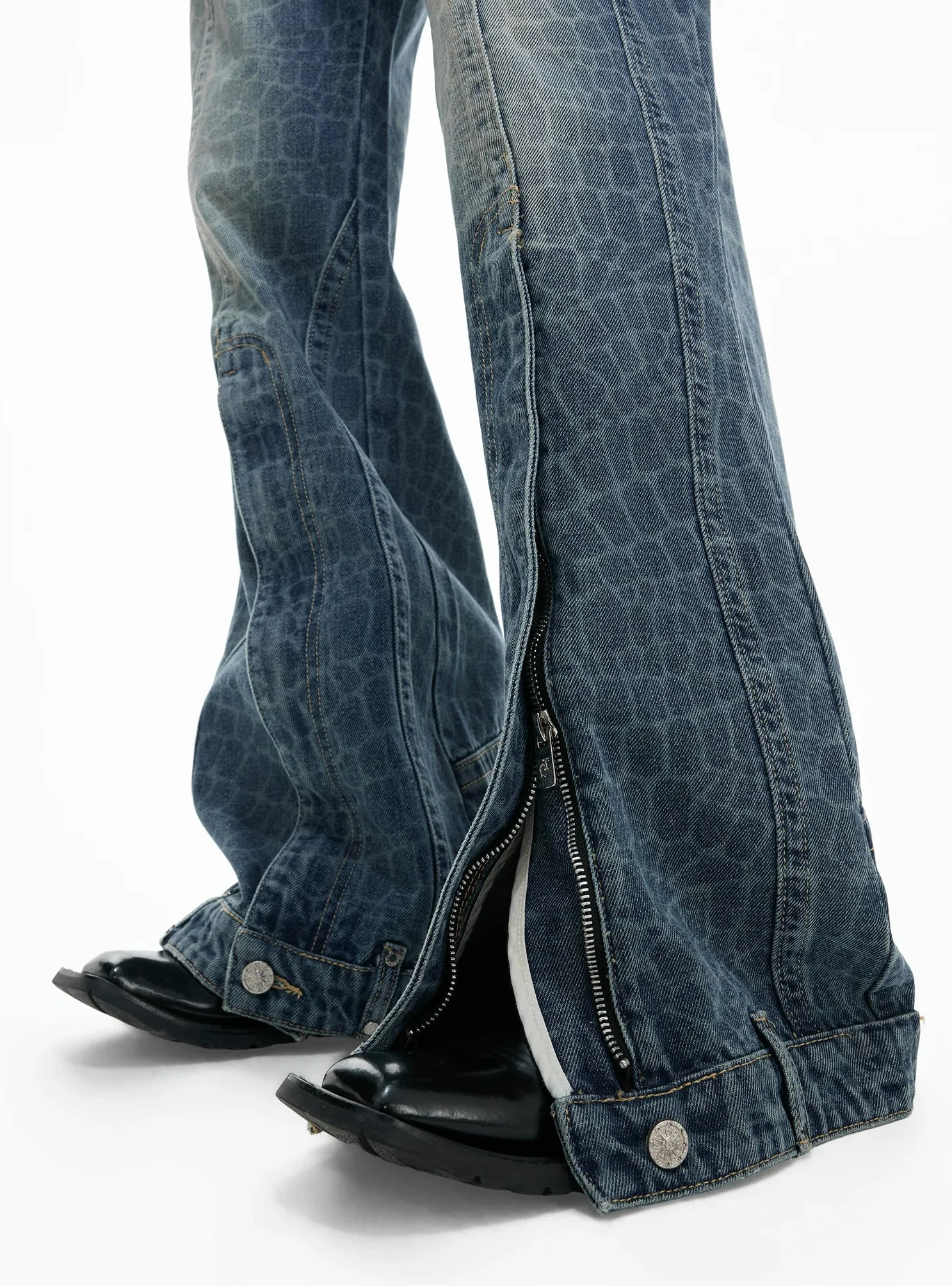 Distressed Loose Fit Straight Leg Pants - Image 7