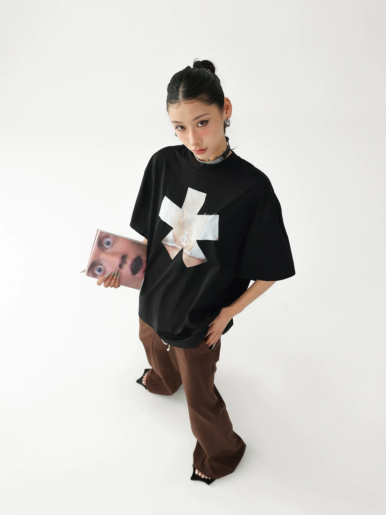 Retro Graphic Oversized Short-Sleeve T-Shirt - Image 8