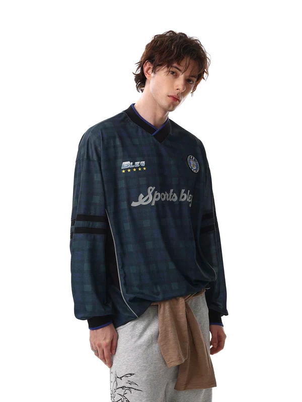 Retro Plaid Long-Sleeve V-Neck Sports Top - Image 3