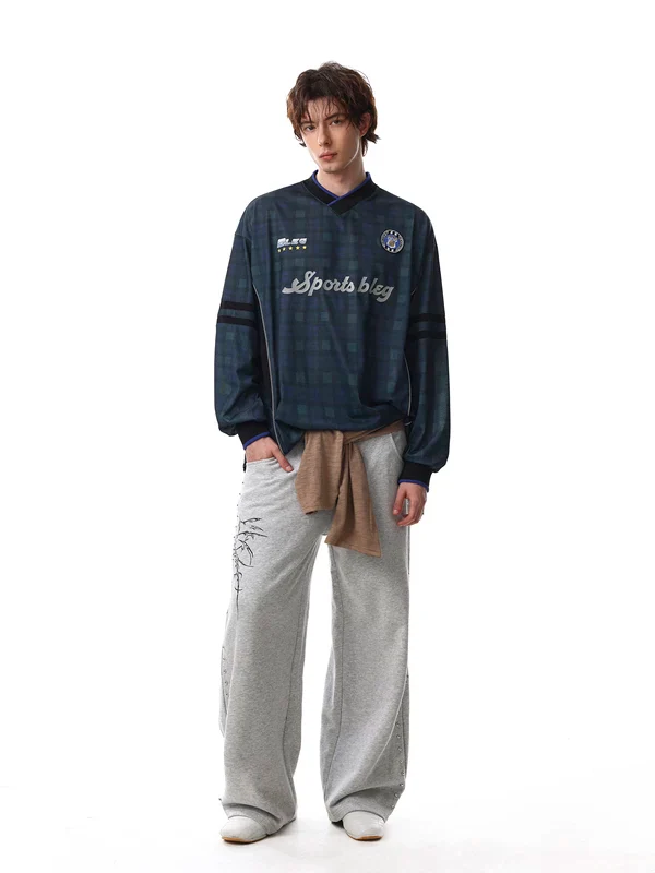 Retro Plaid Long-Sleeve V-Neck Sports Top - Image 6