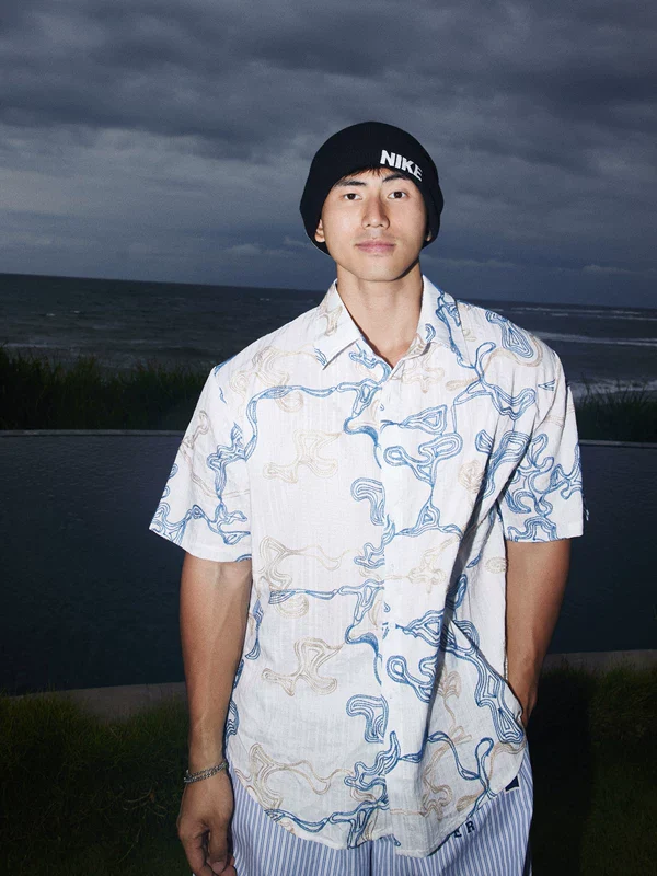 Retro Print Short-Sleeve Vacation Shirt