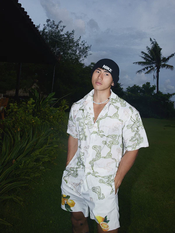 Retro Print Short-Sleeve Vacation Shirt - Image 4
