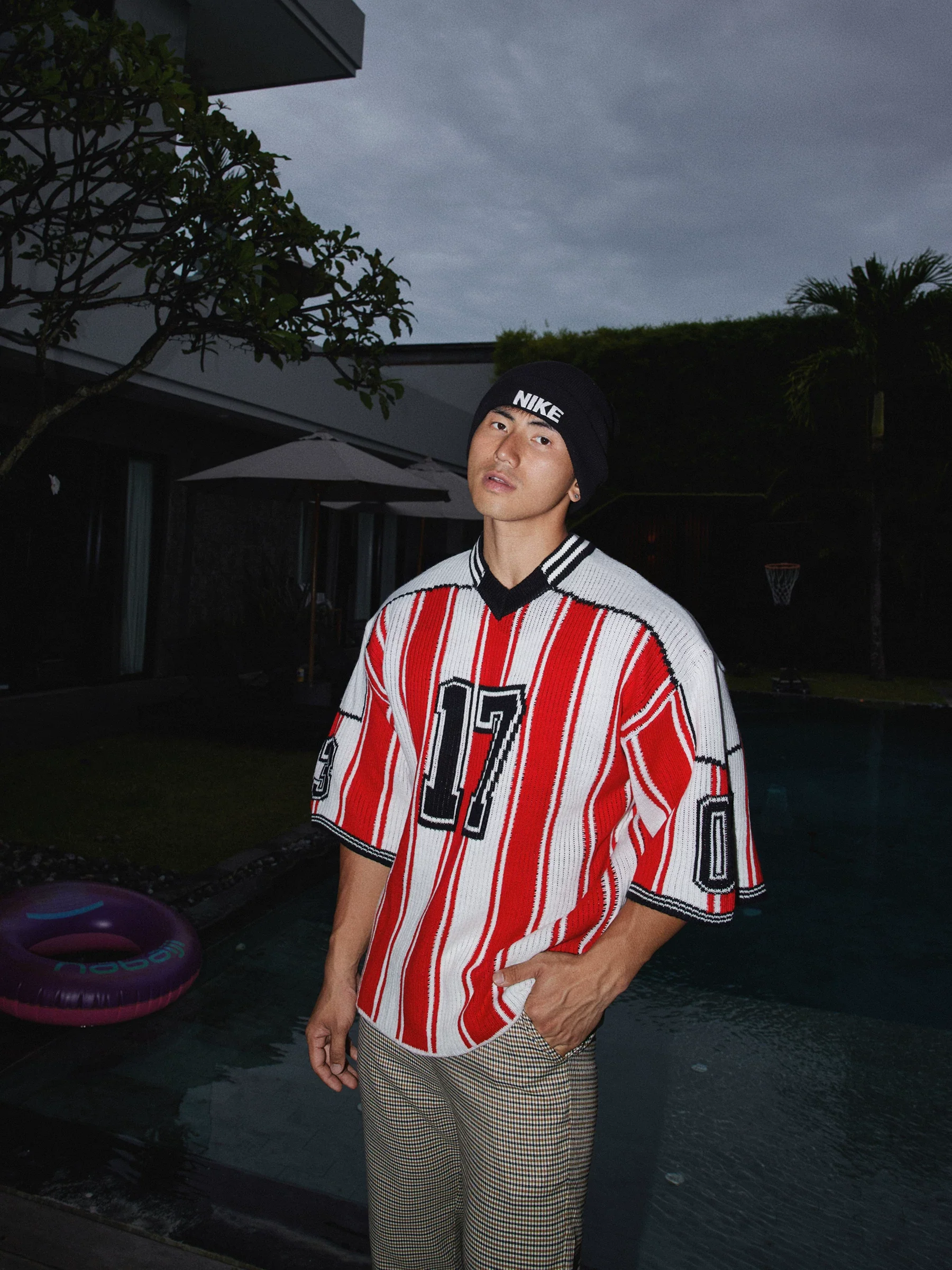 Retro Striped V-Neck Knit Sweater - Image 2