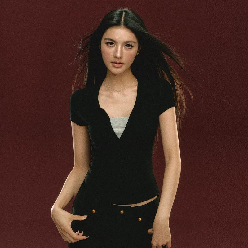 Short Sleeve Collared V-Neck Pullover - Image 2