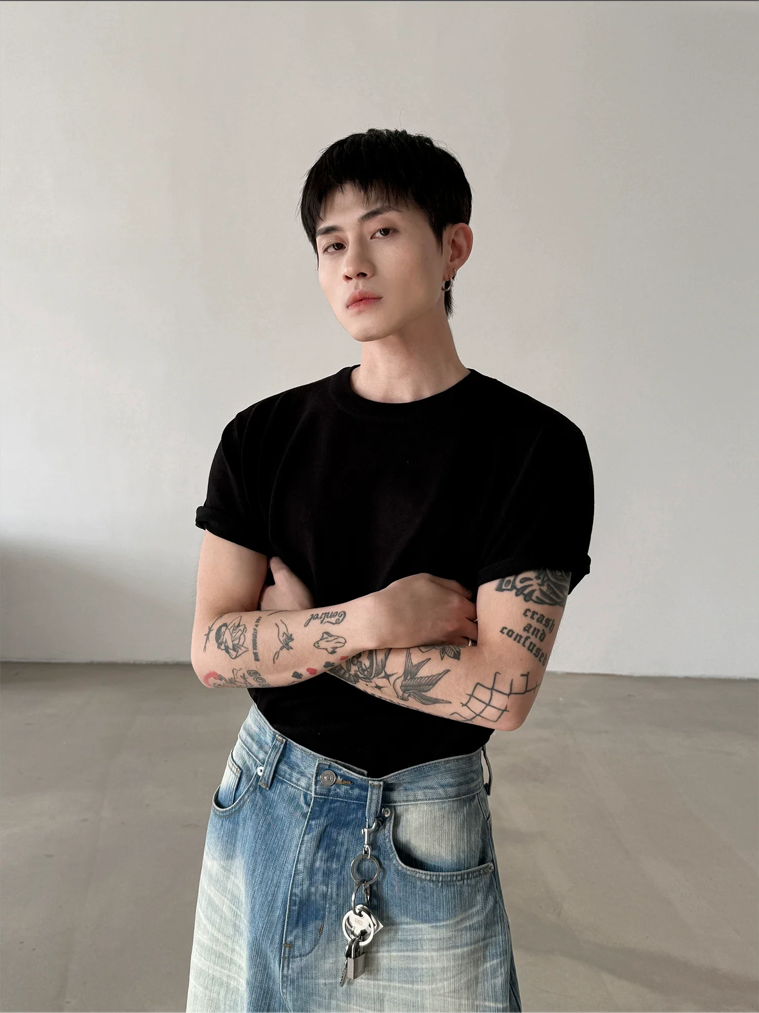Short-Sleeve Knit Crewneck Sweater - Image 8