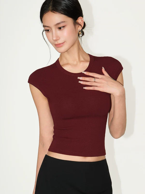Slim Fit Knit Short Sleeve T-Shirt - Image 4