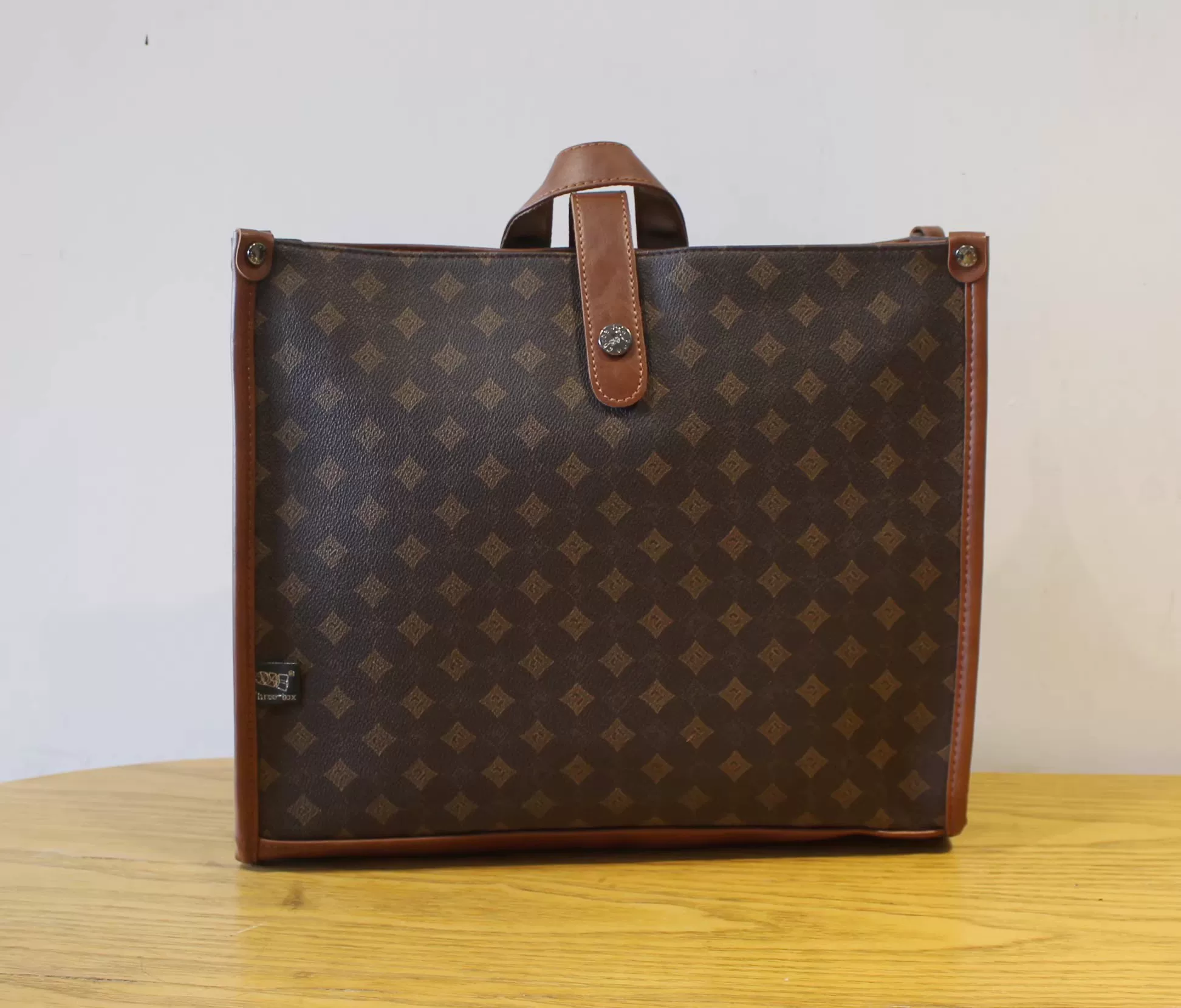 Slim Laptop Crossbody Bag - Image 6