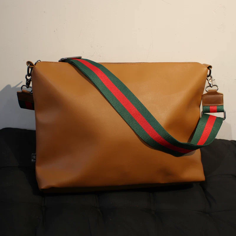 Soft Leather Crossbody Laptop Shoulder Bag - Image 8