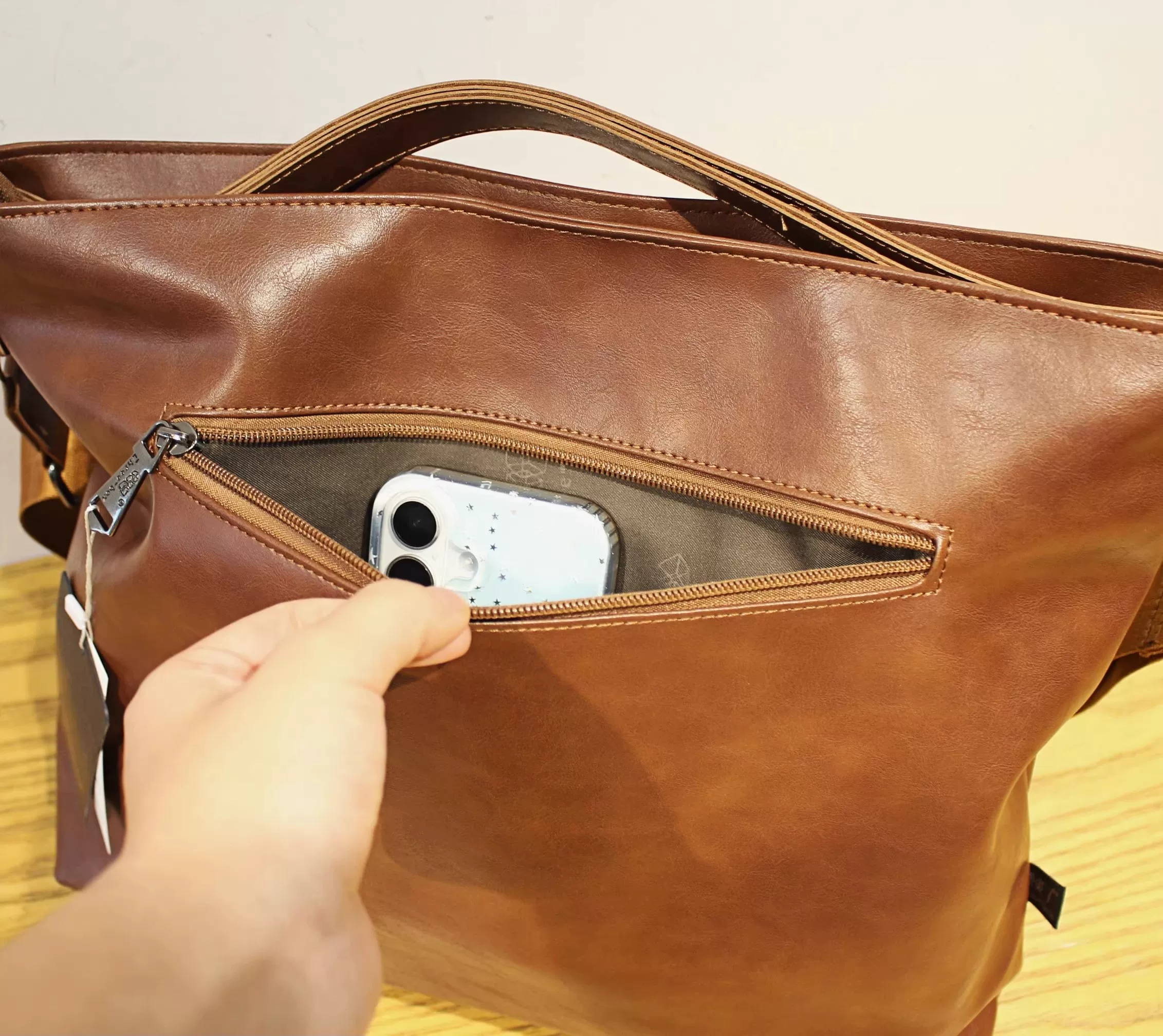Soft Leather Large Capacity Crossbody Bag - Image 10
