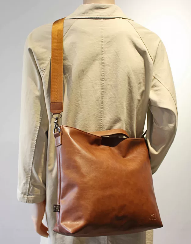 Soft Leather Large Capacity Crossbody Bag - Image 6