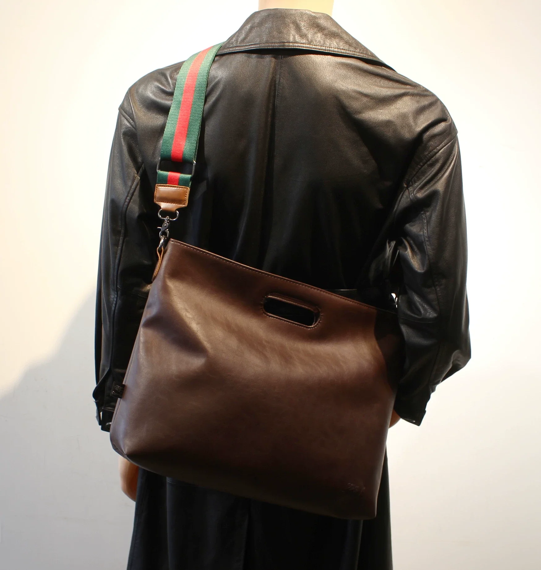 Soft Leather Large Capacity Crossbody Bag - Image 4