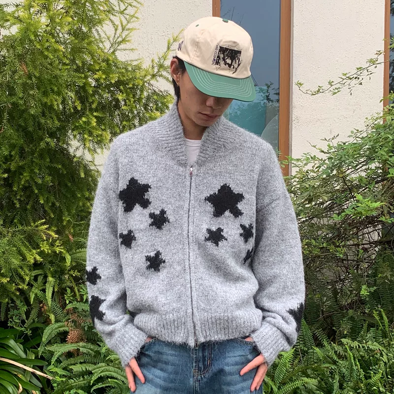 Star Pattern Zip Up Knit Cardigan