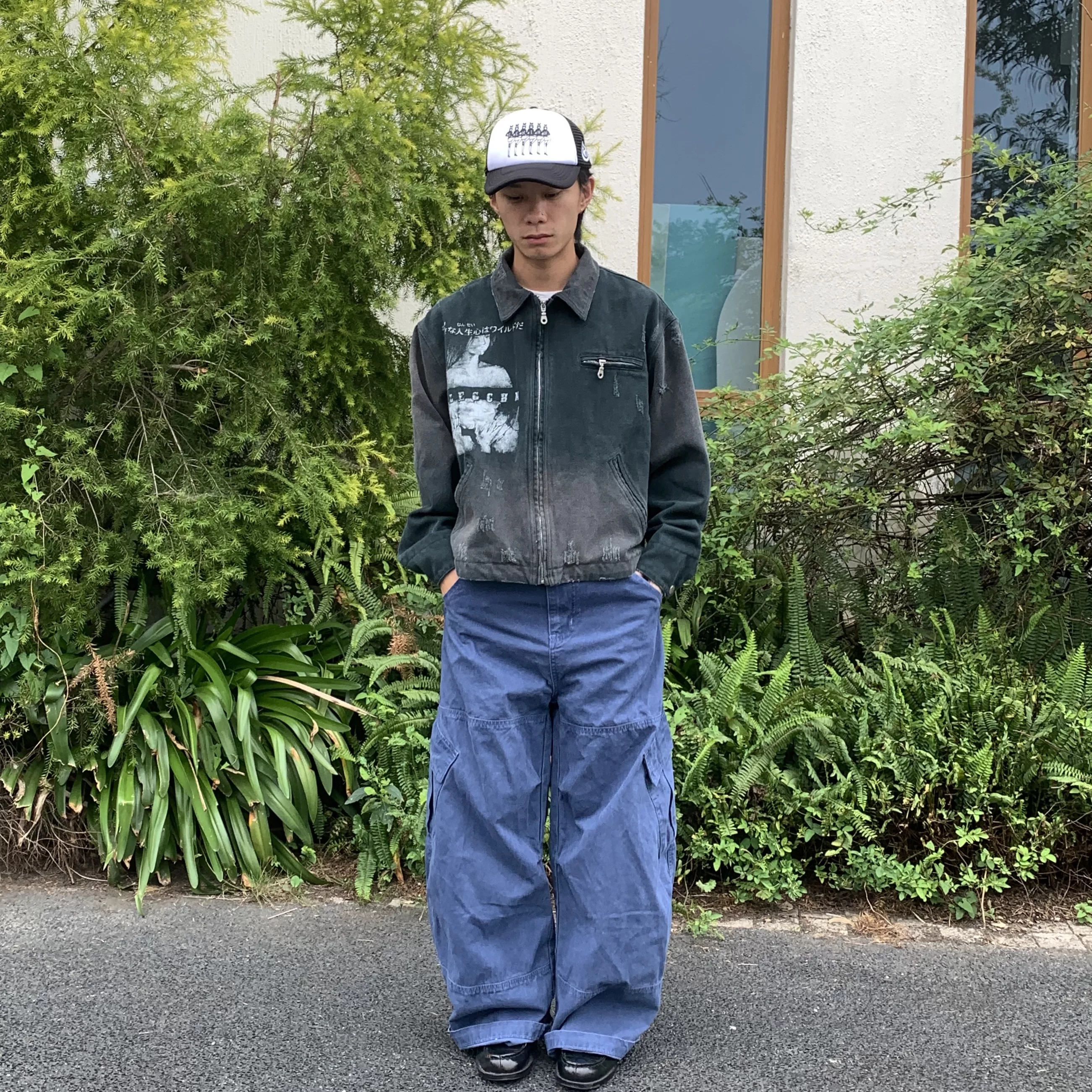 Street Style Distressed Boxy Zip Jacket - Image 3