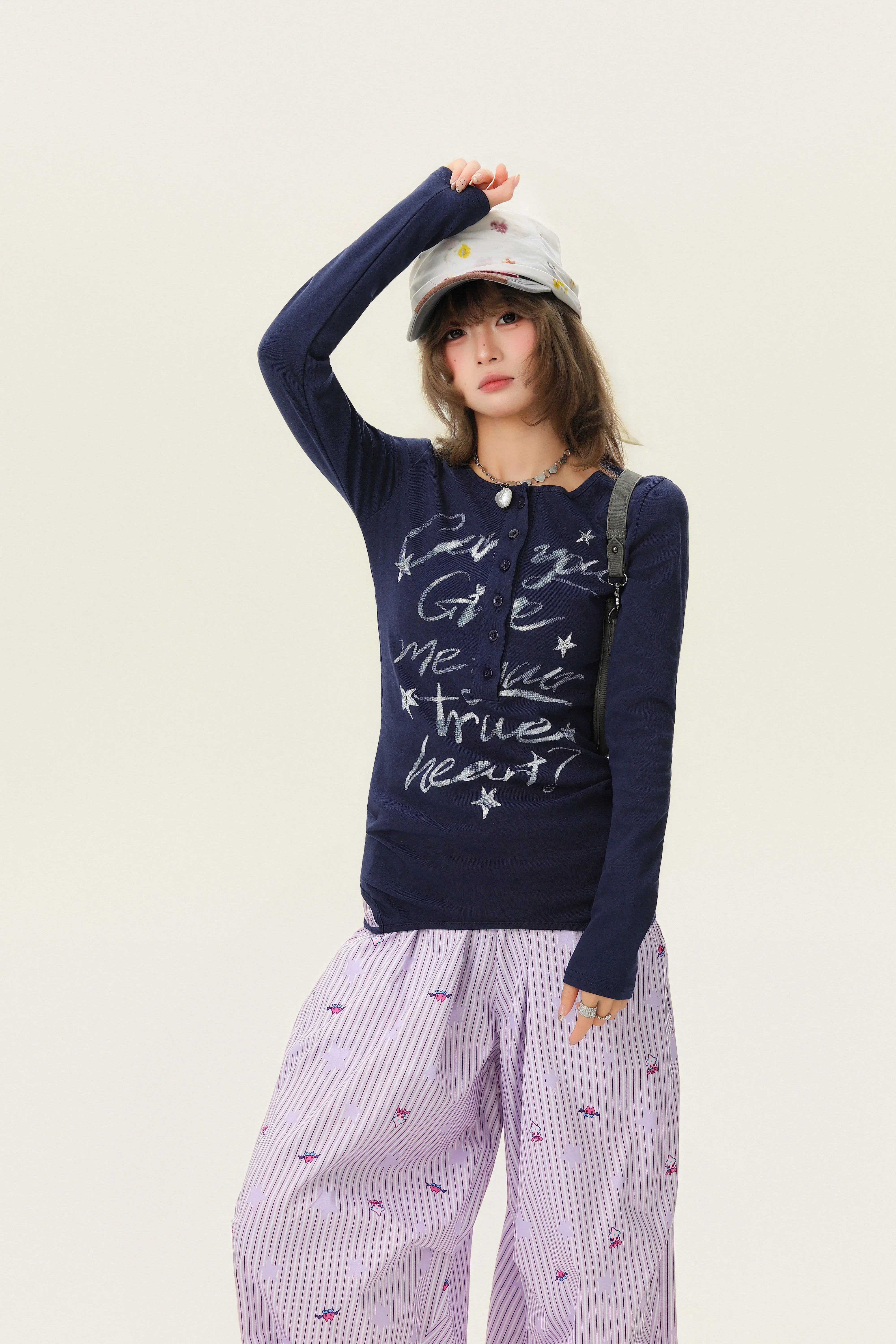 Striped Letter Print Slim Long-Sleeve Top - Image 2