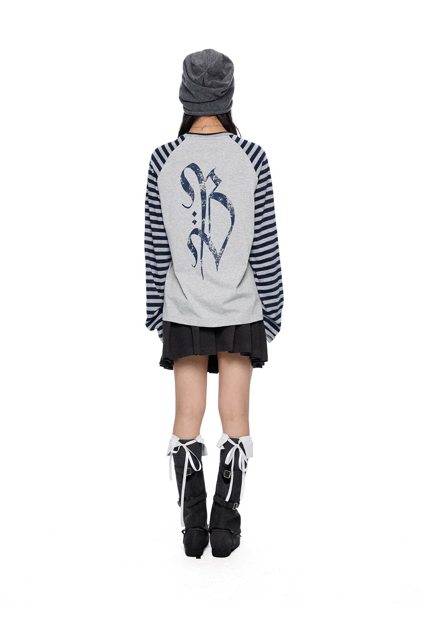 Striped Sleeve Graphic Print Long Top - Image 6