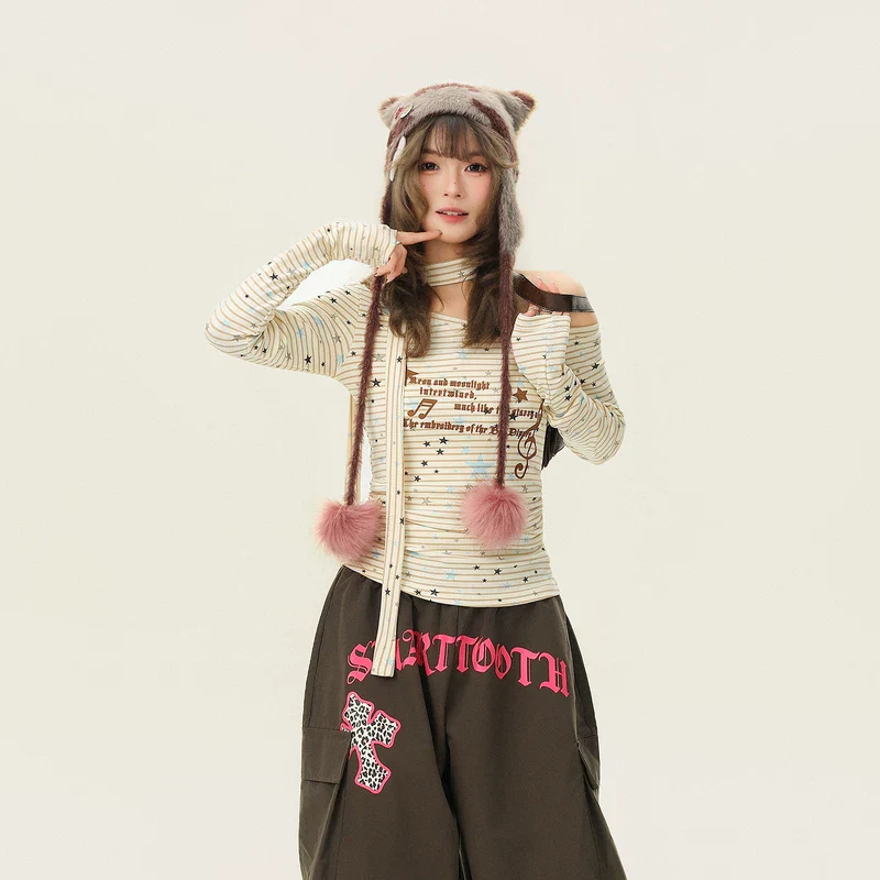 Striped Star Print Slim Fit Turtleneck