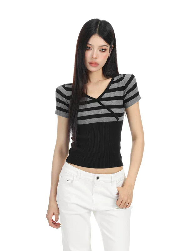 Striped V-Neck Short Sleeve Knit Top - Image 3