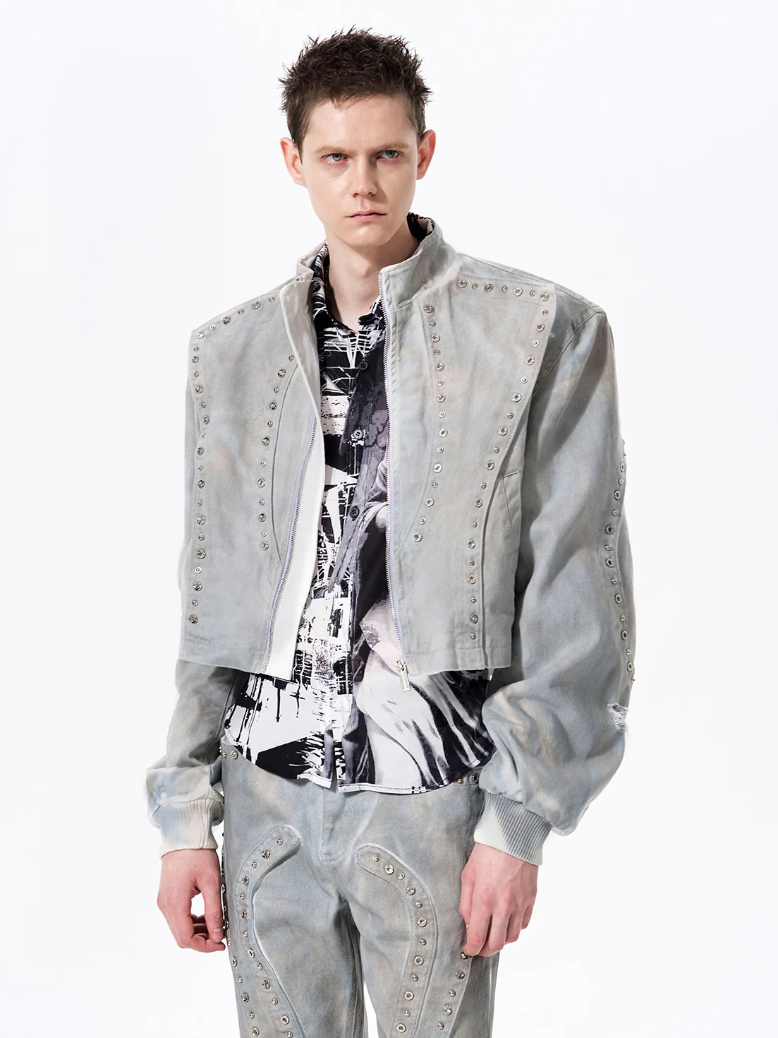 Studded Distressed Short Denim Jacket - Image 5