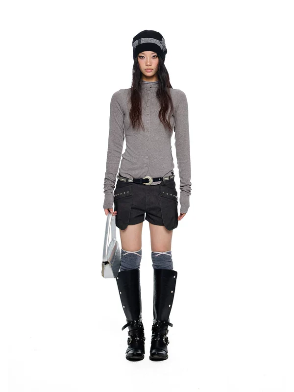 Studded Pocket Pleated A-Line Shorts - Image 8