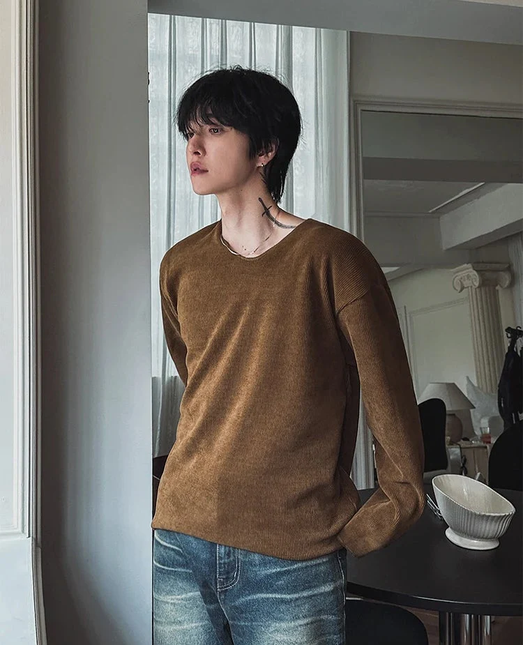 Textured Ribbed V-Neck Long-Sleeve Pullover - Image 4