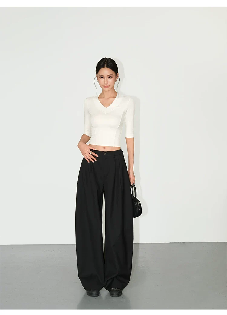 V-Neck Half Sleeve Slim Crop Top - Image 11
