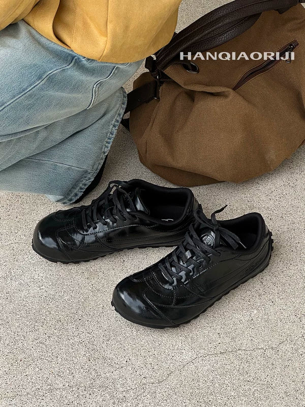 Versatile German Trainer Commuter Sneakers - Image 4