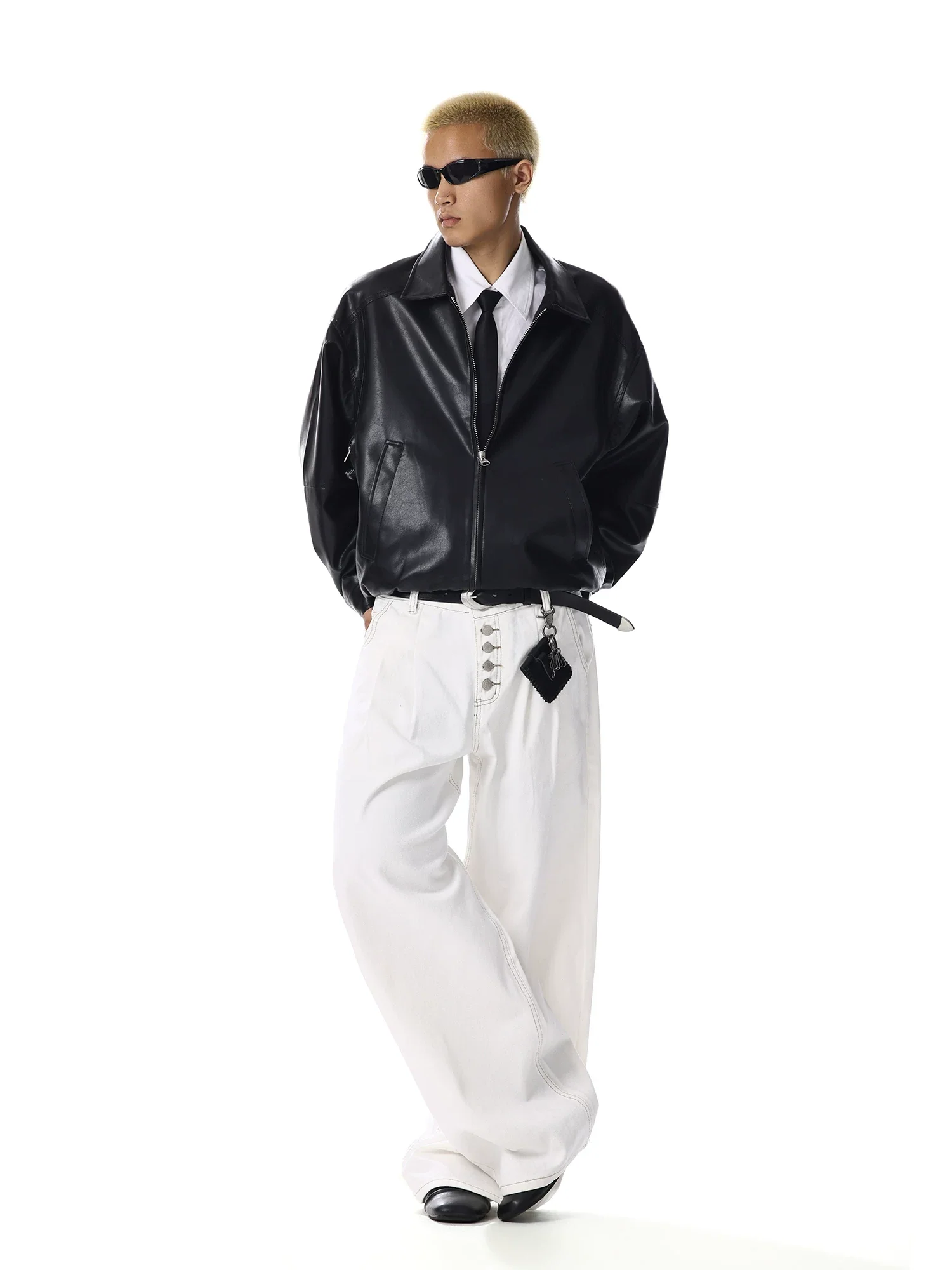 Wide Leg Five-Button Jeans - Image 6