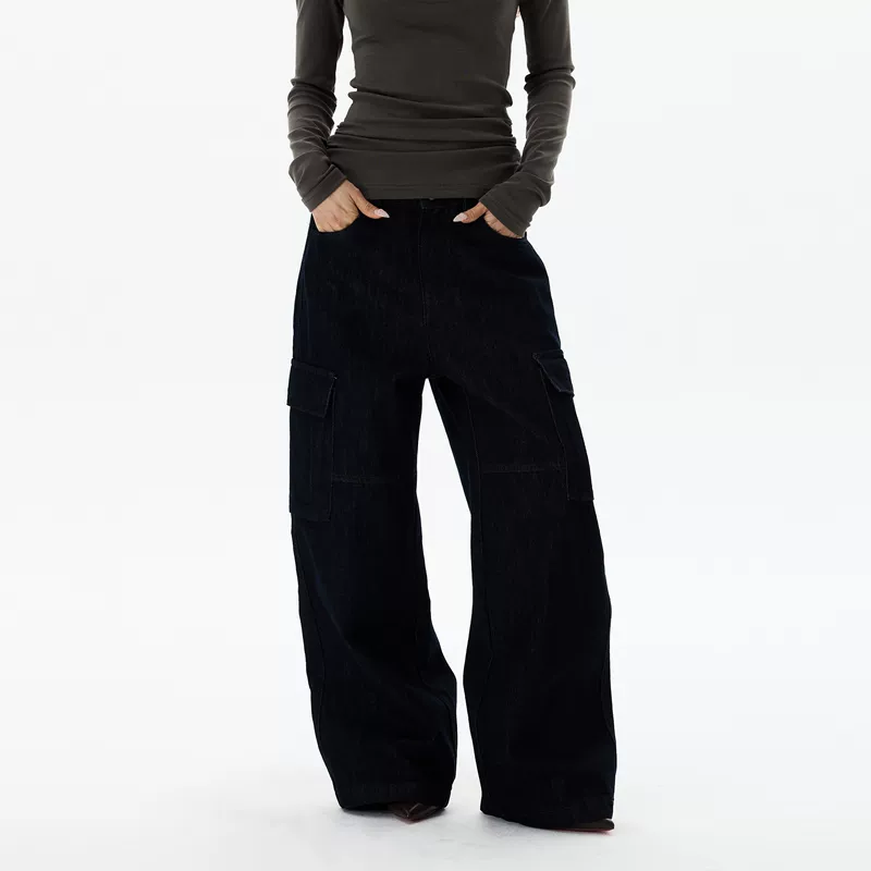 Wide Leg Workwear Cargo Jeans - Image 2