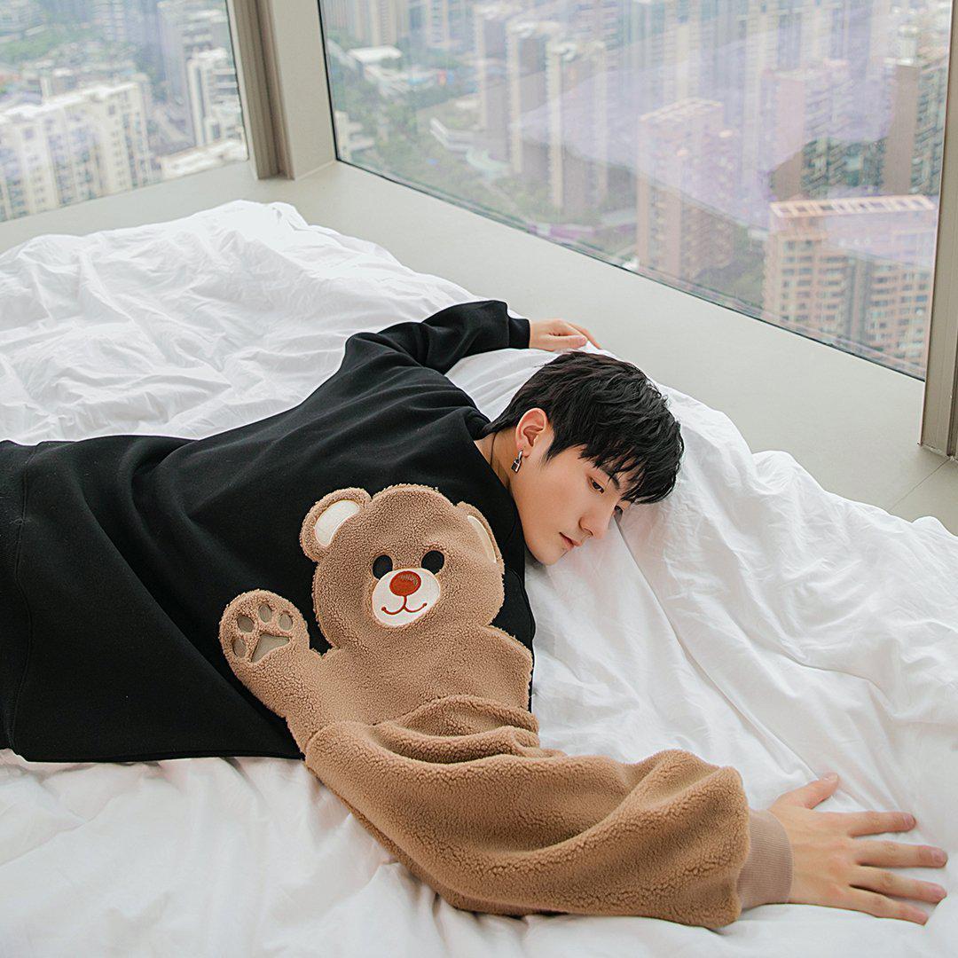 Wool Embroidery Bear Sweater - Image 7