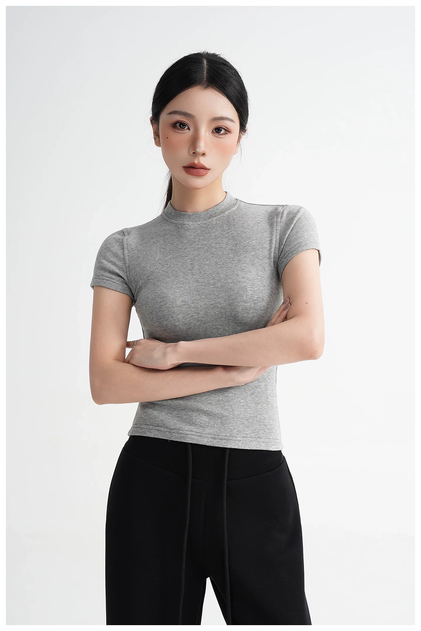 Wool Fitted Round Neck Short Sleeve Top - Image 3