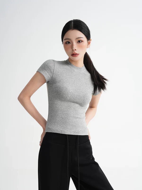 Wool Fitted Round Neck Short Sleeve Top - Image 4
