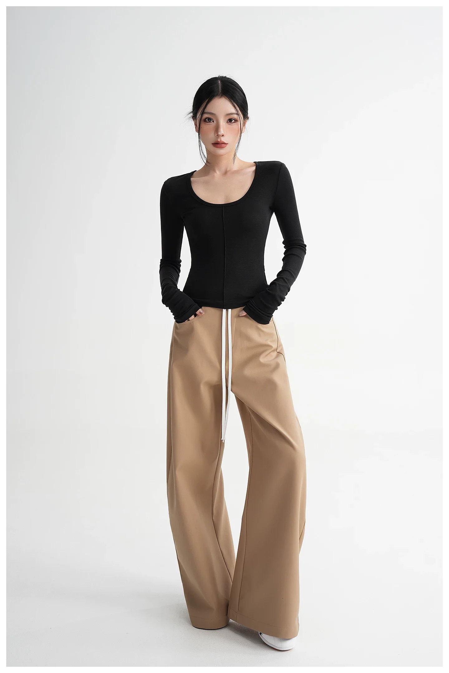 Wool Fitted Scoop Neck Long Sleeve Top - Image 4