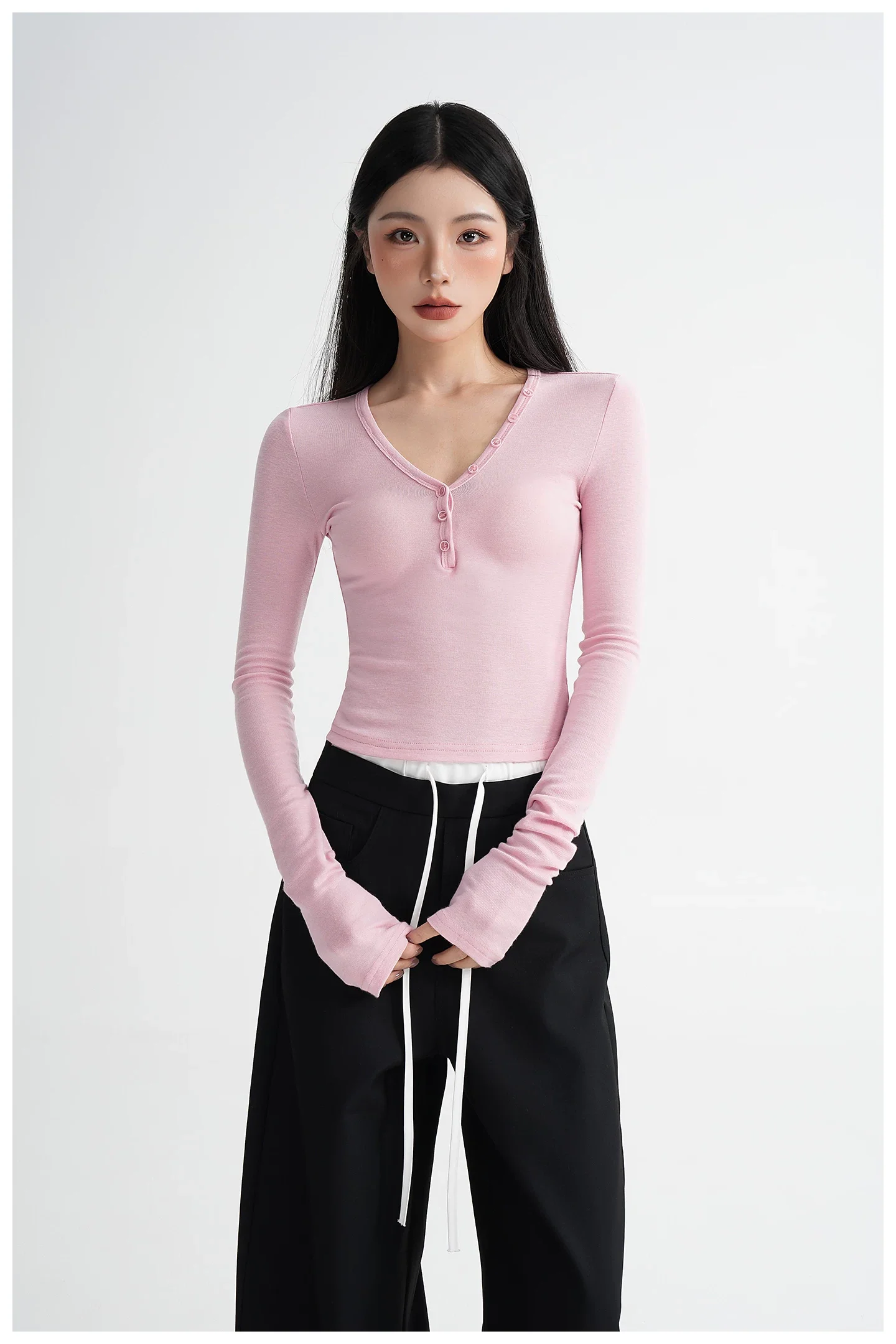 Wool V-Neck Slim Fit Cropped Top - Image 11
